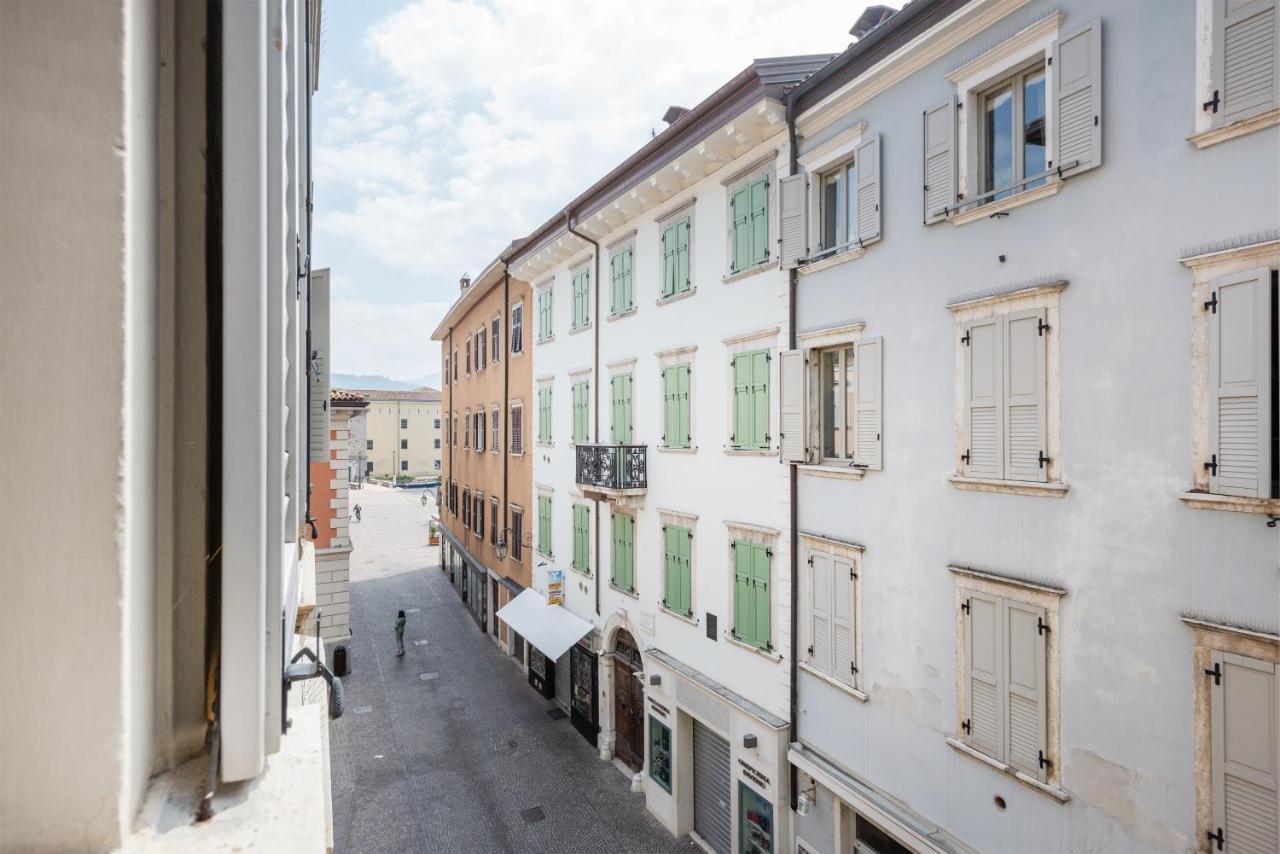 Residenza Ester Riva del Garda Exterior foto